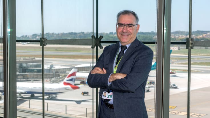 "Crecemos a un ritmo más moderado" Pedro Bendala, director del Aeropuerto de Málaga