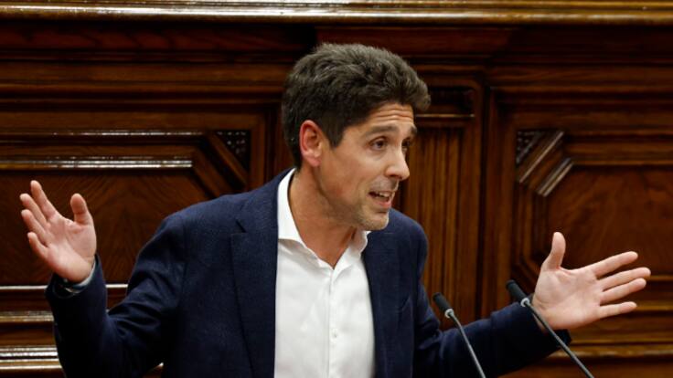 Els comuns exigeixen "un esforç més als turistes" per compensar que "molts catalans ho passen molt malament"