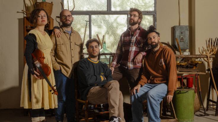 Tragaluz - Entrevista a l'alcoià Pau Jordà, saxofoniste, compositor i component del grup Xaloq