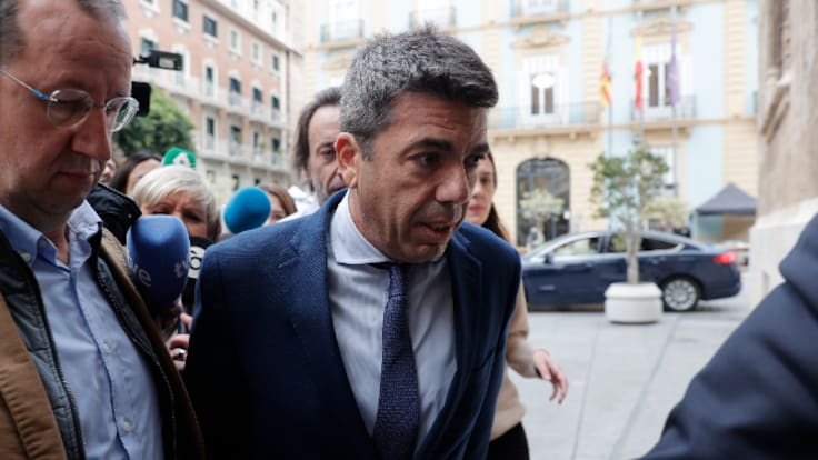 Carlos Navarro Antolín: "Lo que Mazón está tratando es de no ir a la cárcel, de salvar su culo"