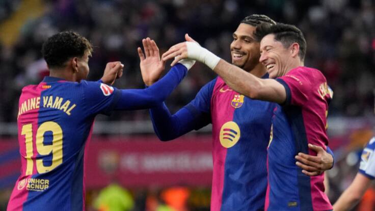 FC Barcelona 4 - 0 Reial Societat: Golejada i líders!