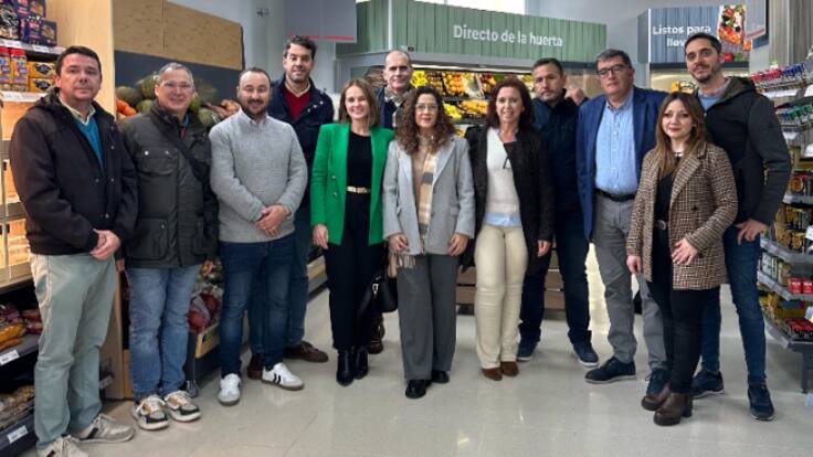 Ruiz Galán inaugura nueva tienda