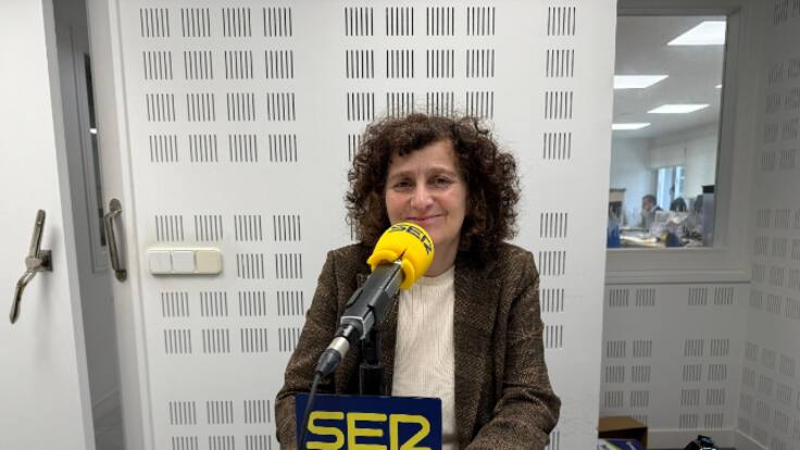 Goretti Sanmartín: "No podemos entrar en el alarmismo. Santiago es una ciudad segura"