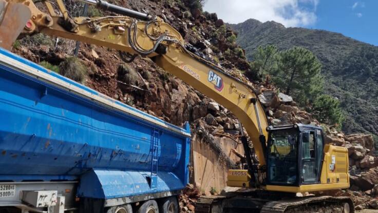 "Quince operarios han iniciado los trabajos" Rocío Díaz, consejero Fomento