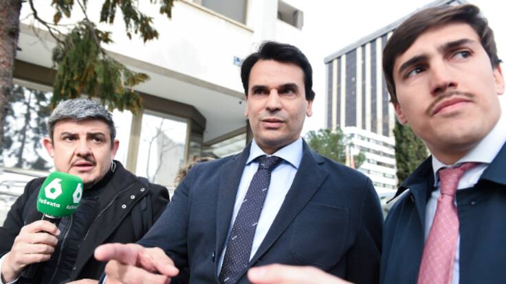 Bob Pop se ofrece a hacerle la declaración de la renta al novio de Ayuso: solo le pone una condición