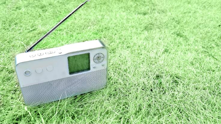 Por qué es tan importante la radio en un kit de supervivencia: "Es una cosa brutal"