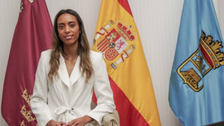 Entrevista con Rosa Sánchez Bishop, alcaldesa de Alhama de Murcia.