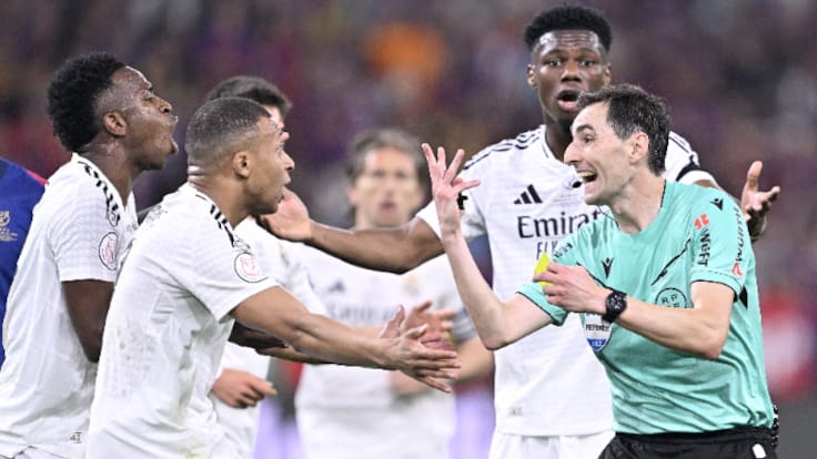 Iturralde González no da crédito ante las sanciones a los jugadores del Real Madrid y señala lo que más le chirría