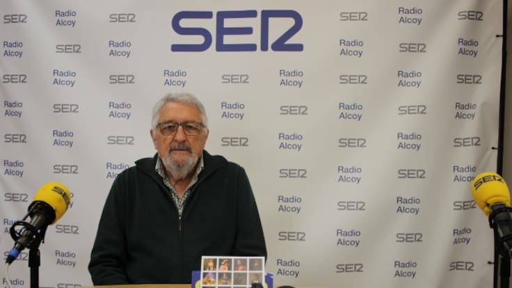 Tragaluz-Entrevista a Juan Tormo per la seua exposició fotogràfica 'Teatreros'