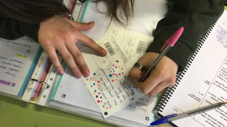 Una profesora de latín reivindica la importancia de la lengua en nuestro día a día: "Está muy viva"