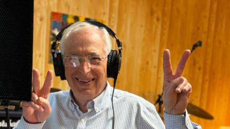 "Ha sido entrañable y habrá sorpresas en el nuevo disco" Jesús Romero