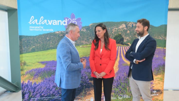 Carmen Conesa explica actividades Lalavand