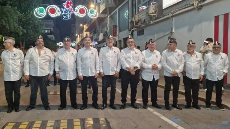 "Representantes de Juerguistas han participado en Hoy por Hoy Elda Vinalopó para hablar sobre su 50.º aniversario."