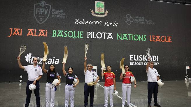 Las pelotaris de España: "Nosotras venimos a jugar, el resto no nos interesa"