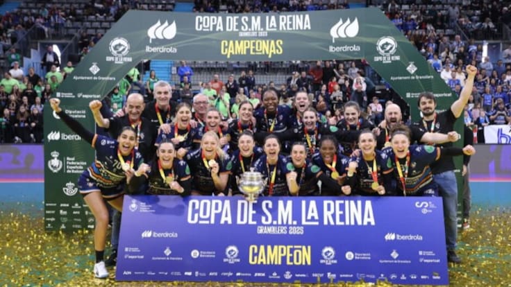 Anne Erauskin, tricampeona con Bera Bera, firma su mejor año en la élite del balonmano: "Cada día disfruto más y tengo más hambre"