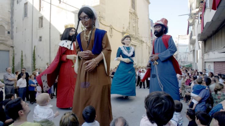 Àngels Muñoz, Salva Serrallé y Rafa Cantavella nos acercan al Corpus Christi de Ontinyent