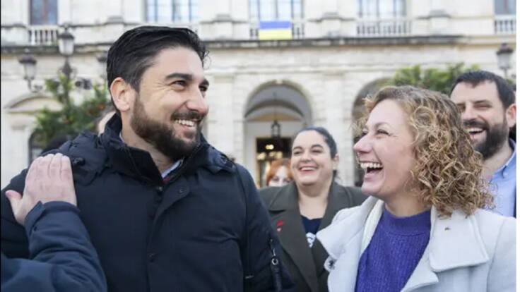 Ismael Sánchez, portavoz de Con Podemos-IU en el Ayuntamiento de Sevilla: "Este alcalde solo acierta cuando rectifica"