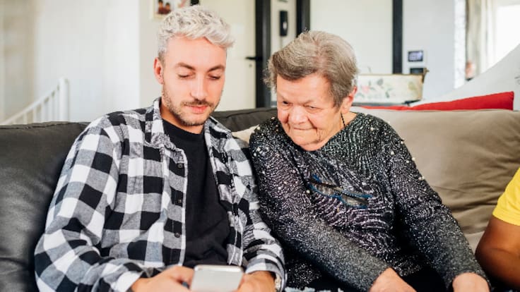 A que voy yo y lo encuentro | "Yo creo que abuela es una de las palabras más bonitas que hay en el diccionario"