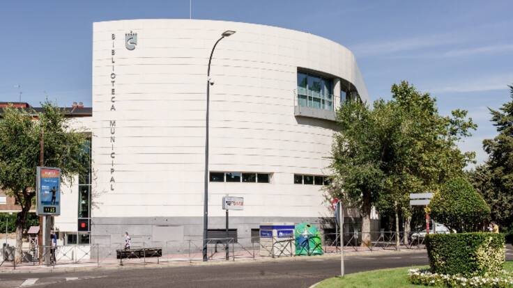 Entrevista a María José Lara, Jefa de Bibliotecas de San Sebastián de los Reyes, sobre los 50 años de la primera biblioteca municipal.