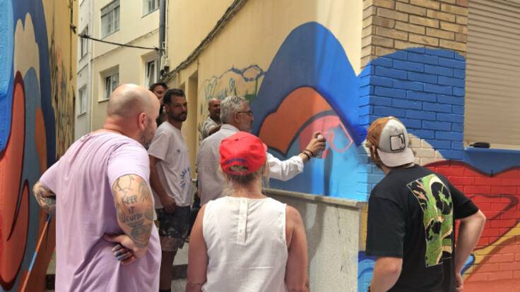 El concelleiro de deportes, Jorge Bustos, se somete a un examen sobre el 'slang' más urbano