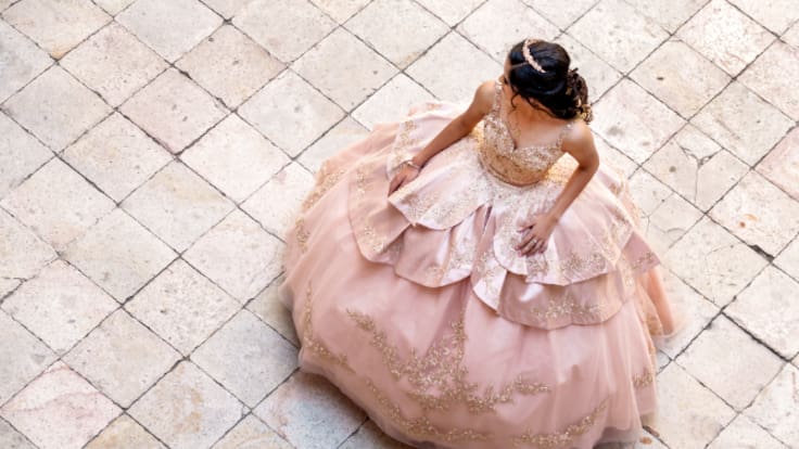 En la otra orilla | La quinceañera solidaria de Isela Santiago Morales