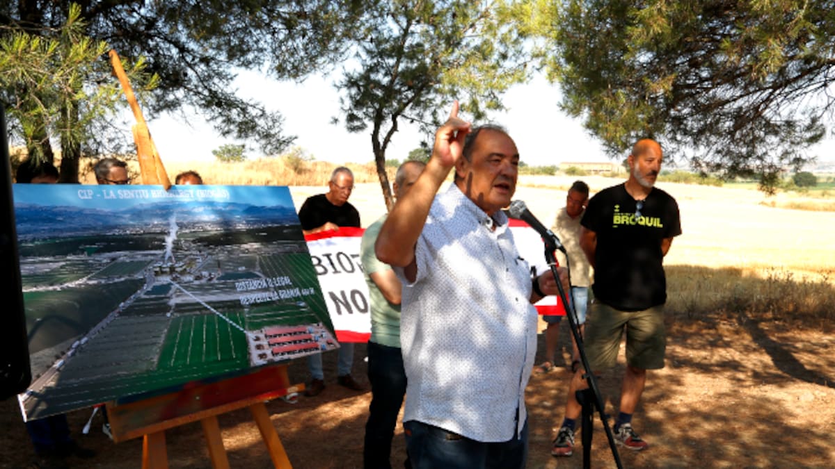 Un centenar de municipis modifiquen el seu POUM per regular les energies renovables