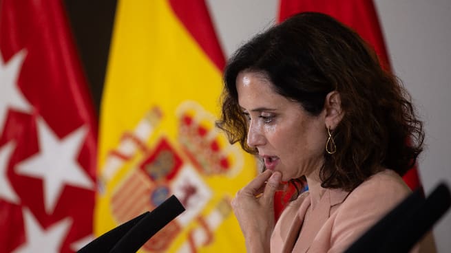 El Gobierno de Ayuso prohíbe las banderas palestinas y muestras de apoyo a Gaza en los colegios madrileños