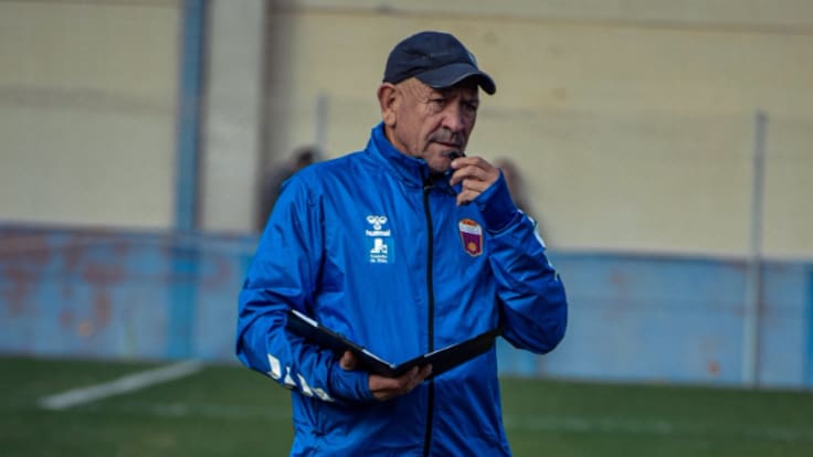 Claudio Barragán, Ent. del Eldense, antes de visitar a la U. D. Ibiza