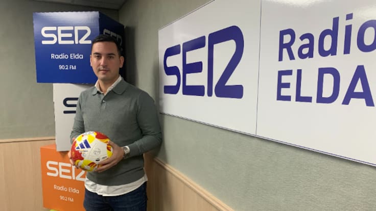 Víctor Lafuente, director deportivo del Eldense, analiza la situación deportiva del club