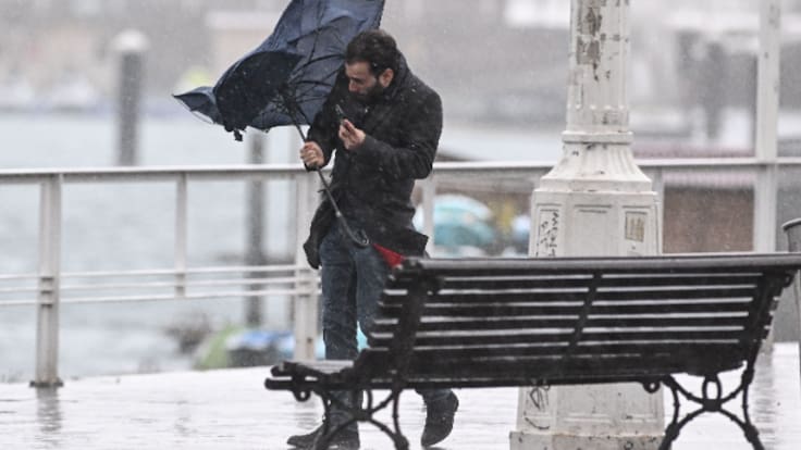 La borrasca Goretti alerta al norte de España: un muerto en San Sebastián