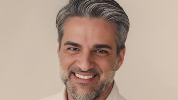 La Columna Rubén Cervera (13/01/2026) "L'emperador de l'absurd: Trump i el seu circ de pólvora"