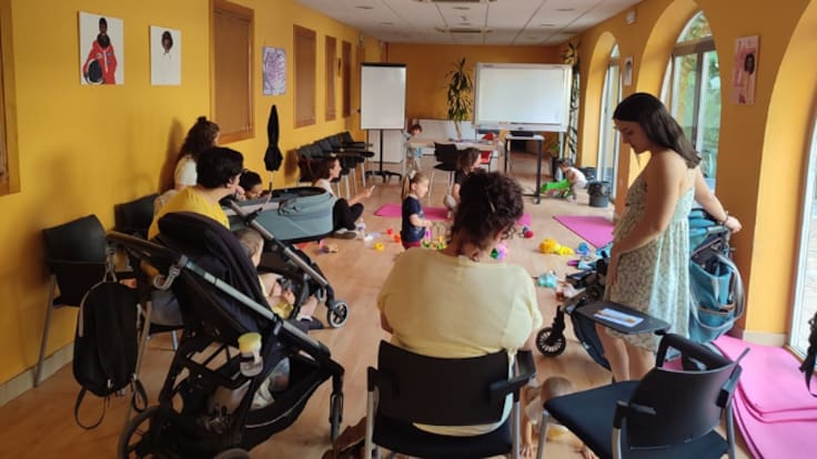 Entrevistamos a Elena Martos, técnico de la concejalía de Feminismo, y Raquel López, concejala de Feminismo en Fuenlabrada