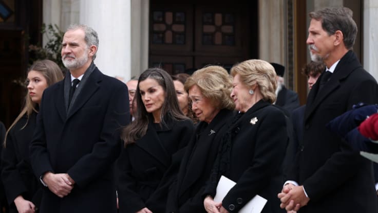 "Me preocupa mucho": el doble varapalo de la reina Sofía en un momento crítico