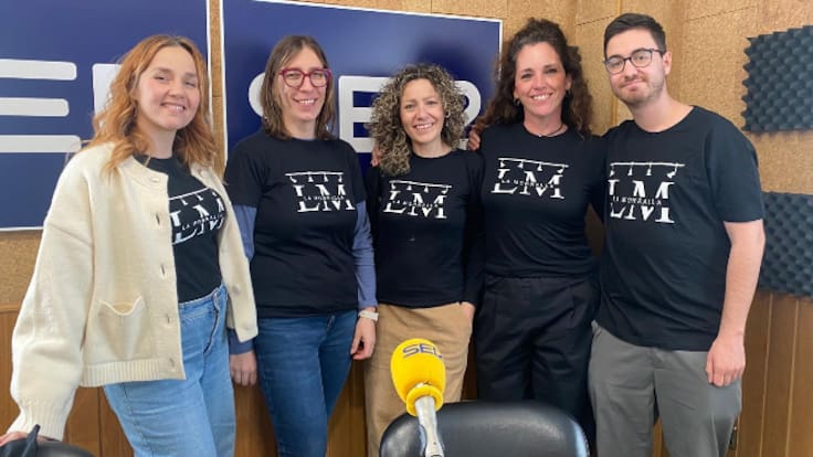 El Micro Colgao: un escenario abierto para artistas en Cuenca