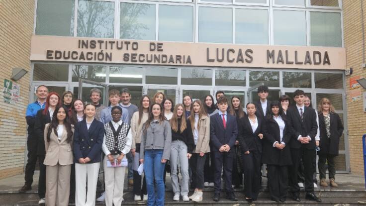 IES Lucas Mallada fomenta el debate y la oratoria