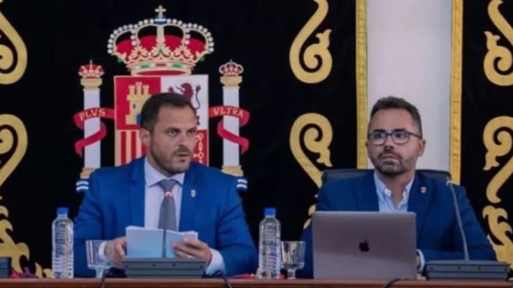 El PSOE denuncia que el alcalde de Arrecife ha levantado ya más de 800 reparos de intervención