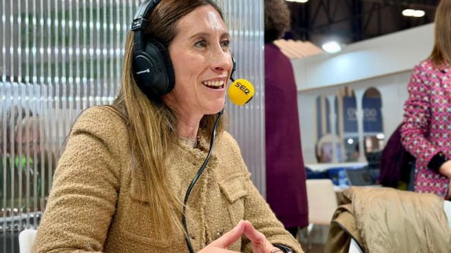 Ángela Pumariega, vicealcaldesa Gijón, en el especial Fitur de la SER