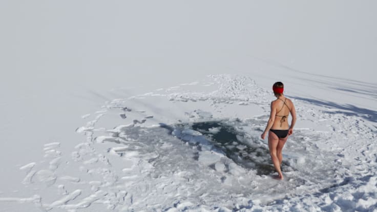 La otra cara del deporte leonés: Baño de hielo grupal a los pies de Vegarada (28/01/2026)