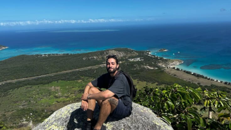 La odisea de un aventurero español para dar vuelta al mundo sin aviones: un viaje de 1000 días y varios sustos