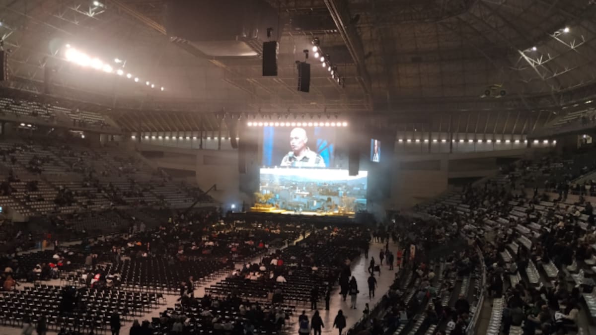 Eduard Fernández i Kayed Hammad: "Lo que no han conseguido en dos años de guerra, lo quieren conseguir con el Plan de Trump"