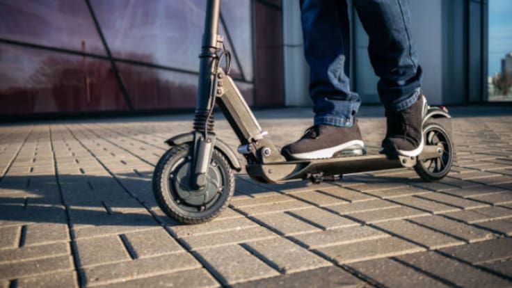 Cómo registrar los patinetes eléctricos en la DGT: el trámite obligatorio antes de contratar el seguro (02/02/2026)