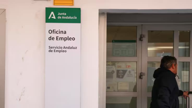 "Pese a la subida coyuntural del paro, Andalucía encadena casi 5 años de descensos interanuales"