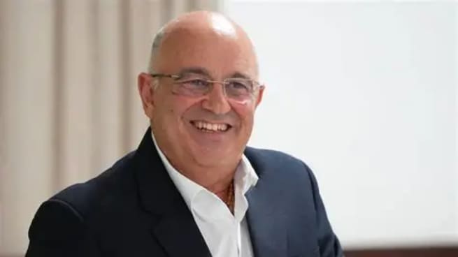 PTG y NC llaman a la prudencia y analizan estabilidad mientras Ginés González asegura rechazar una moción de censura