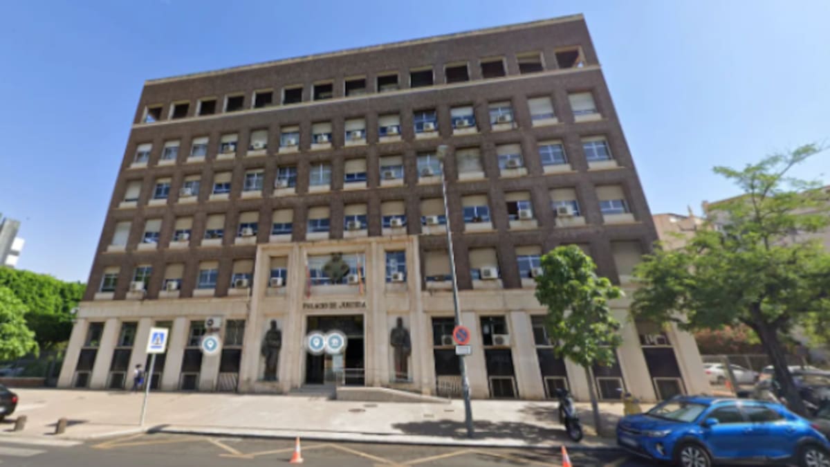 La Audiencia decide que el cirujano investigado por violar a una paciente en una operación continúe en prisión provisional