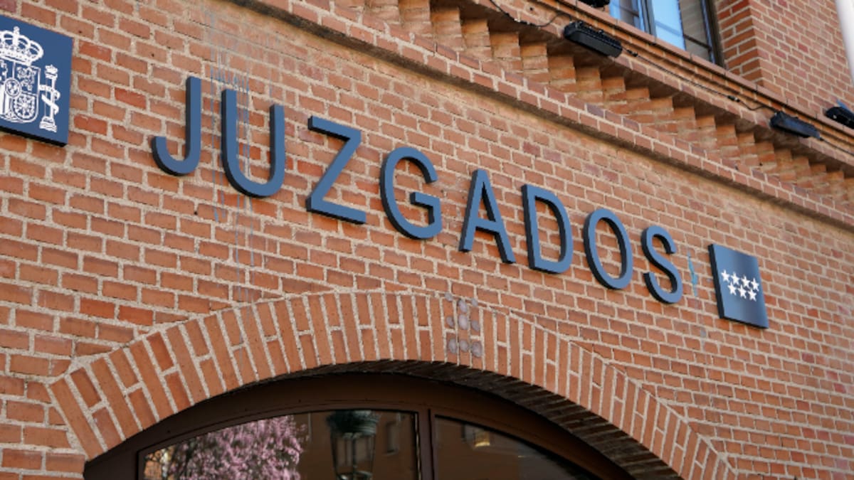 El banquillo | Mujeres, jóvenes y sin apellidos ilustres: así es la última hornada de jueces y fiscales