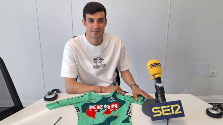 Iván Cobo: "La idea es correr La Vuelta"