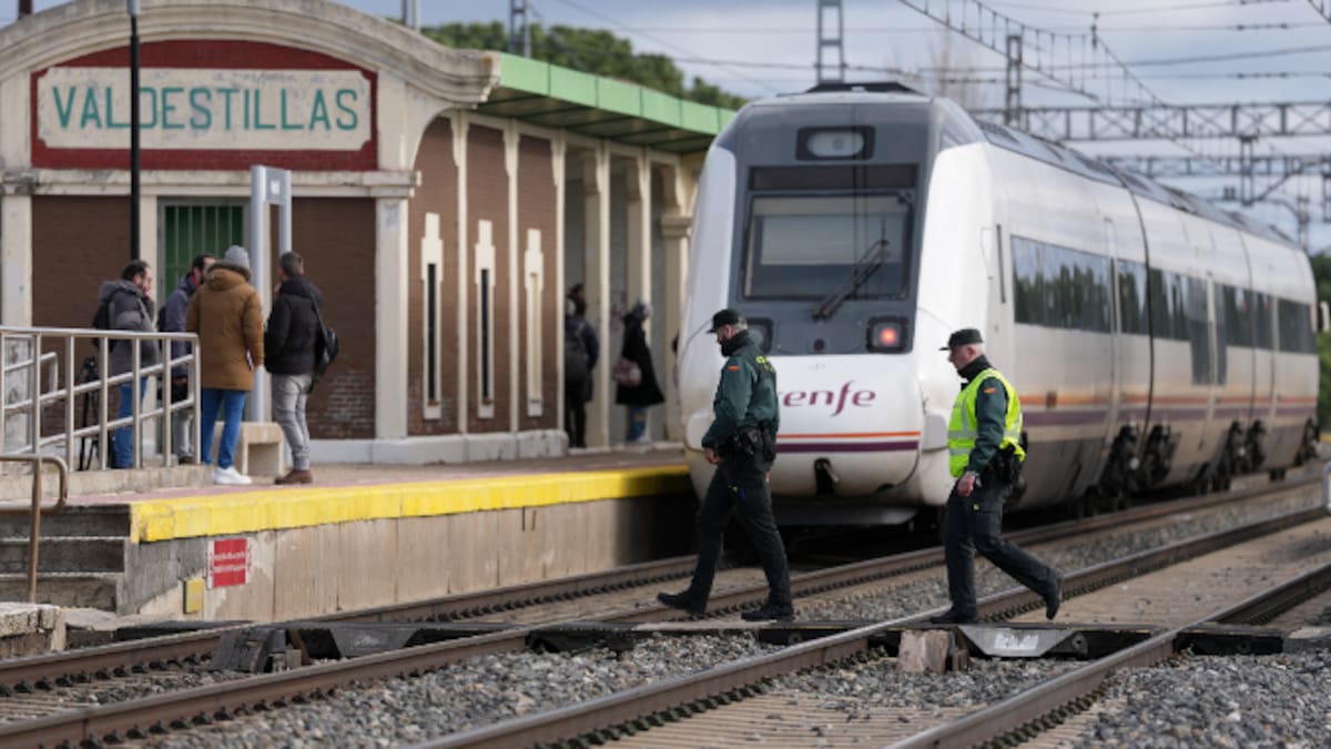 ¿Cómo se renuevan las vías del tren en otros países?