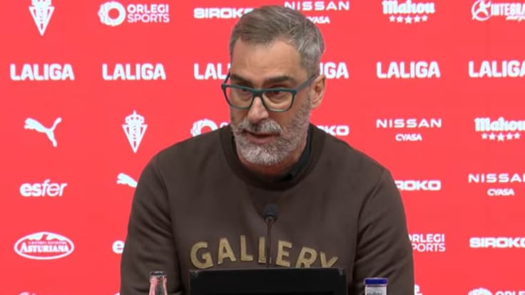 Bolo acabó enfadado con su equipo por los goles recibidos en Gijón