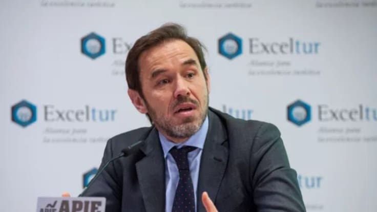 Exceltur critica el cupo fijado para las empresas de rent a car en la limitación de vehículos en Ibiza