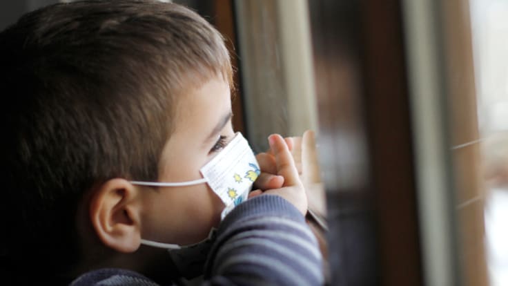 Entrevistamos a los pediatras Iván Carbaño y José Tomás Ramos Amador, jefe de Servicio de Pediatría del Hospital 12 de Octubre y coordinador del registro nacional de transmisión vertical del VIH